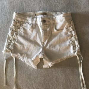 Joe’s white shorts